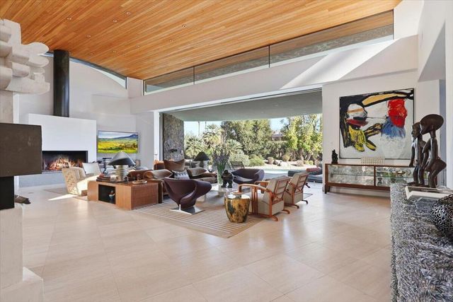 102 Waterford Circle, Rancho Mirage, CA 92270