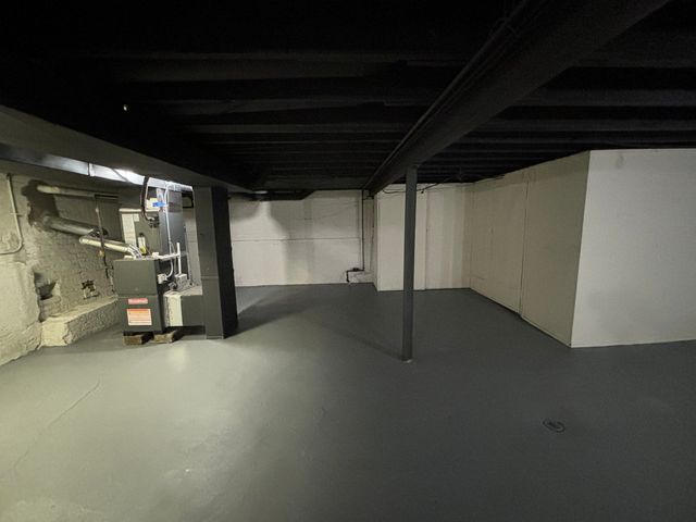 247 S Oakland Grove, Elmhurst, IL 60126