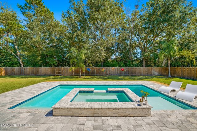 1025 MORNING STROLL Lane, Jacksonville, FL 32221