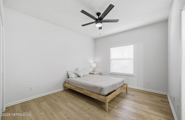 1025 MORNING STROLL Lane, Jacksonville, FL 32221