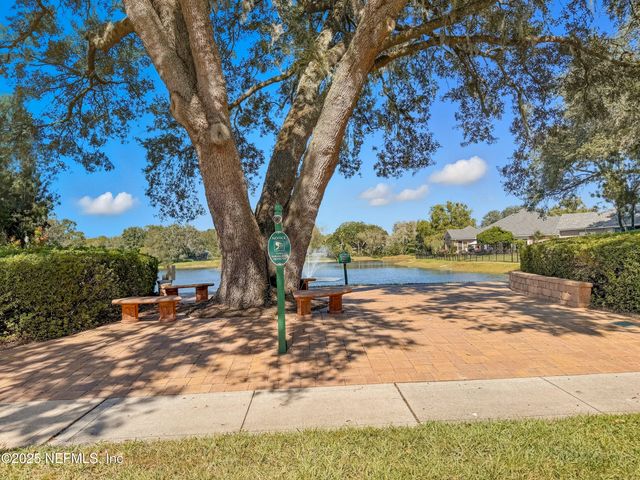 1025 MORNING STROLL Lane, Jacksonville, FL 32221