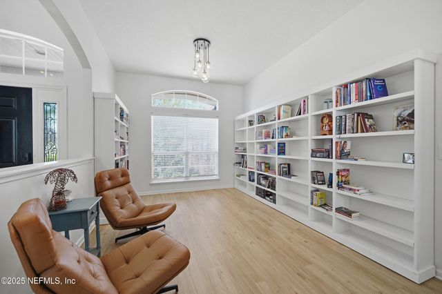 1025 MORNING STROLL Lane, Jacksonville, FL 32221