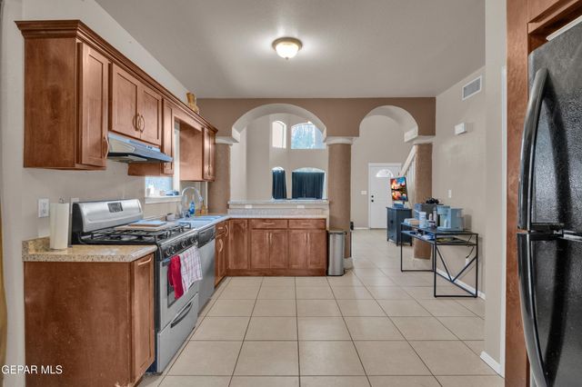 14406 Patriot Point Drive, El Paso, TX 79938