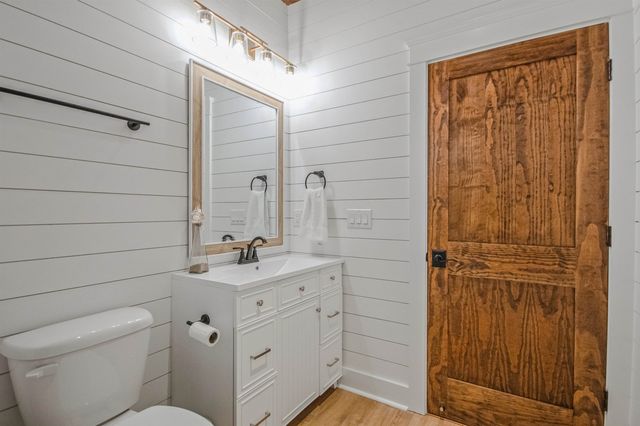 614 Springs Ave., Pawleys Island, SC 29585