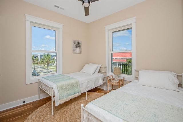 614 Springs Ave., Pawleys Island, SC 29585