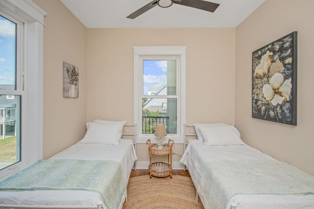 614 Springs Ave., Pawleys Island, SC 29585