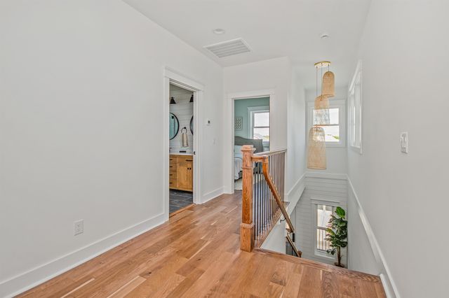 614 Springs Ave., Pawleys Island, SC 29585