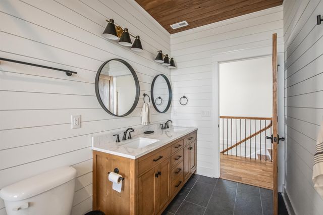 614 Springs Ave., Pawleys Island, SC 29585