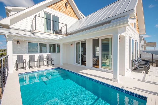 614 Springs Ave., Pawleys Island, SC 29585