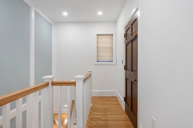 31 Bay State Rd 4, Boston, MA 02215