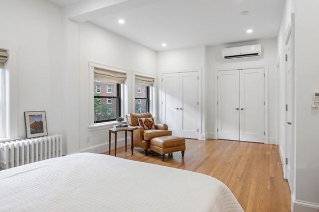 31 Bay State Rd 4, Boston, MA 02215