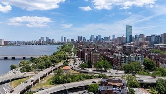 31 Bay State Rd 4, Boston, MA 02215