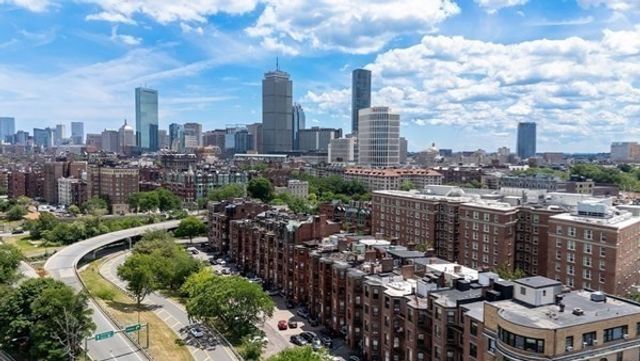 31 Bay State Rd 4, Boston, MA 02215