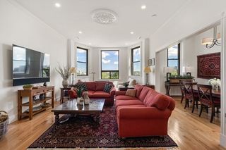 31 Bay State Rd 4, Boston, MA 02215