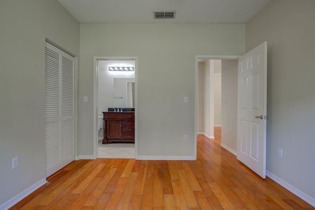 520 Florida Club Blvd 112, St Augustine, FL 32084