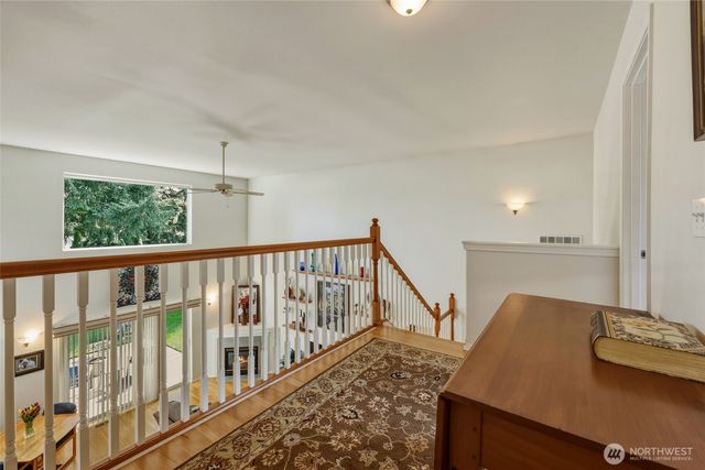 9105 Vancouver Drive NE, Lacey, WA 98516