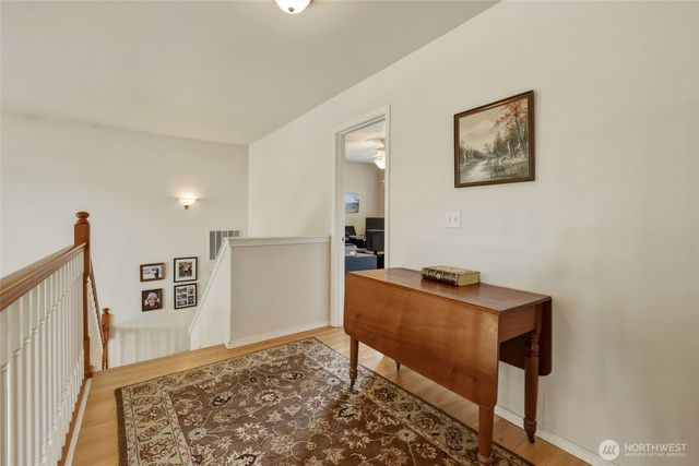 9105 Vancouver Drive NE, Lacey, WA 98516