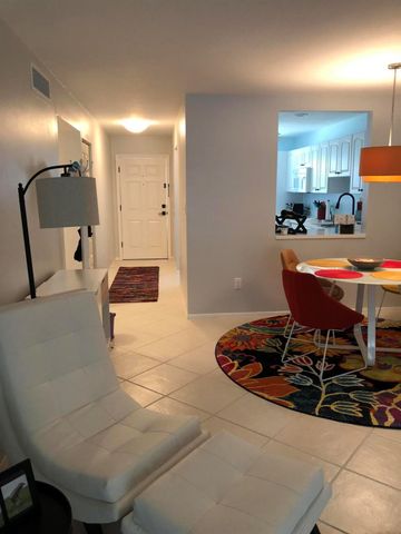 1225 Carlton Court 202, Fort Pierce, FL 34949