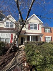 817 Oak Springs Ct CT, Newport News, VA 23602