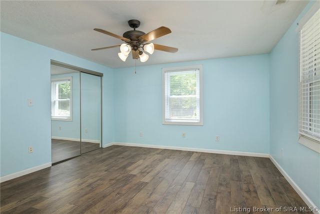 11654 S Old Bear Creek Road, Pekin, IN 47165