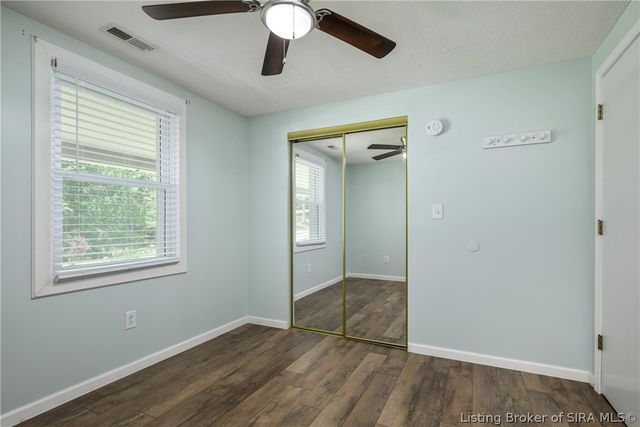 11654 S Old Bear Creek Road, Pekin, IN 47165