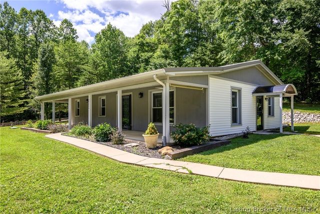 11654 S Old Bear Creek Road, Pekin, IN 47165