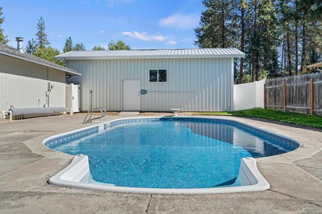 4620 E Handy Rd, Colbert, WA 99005