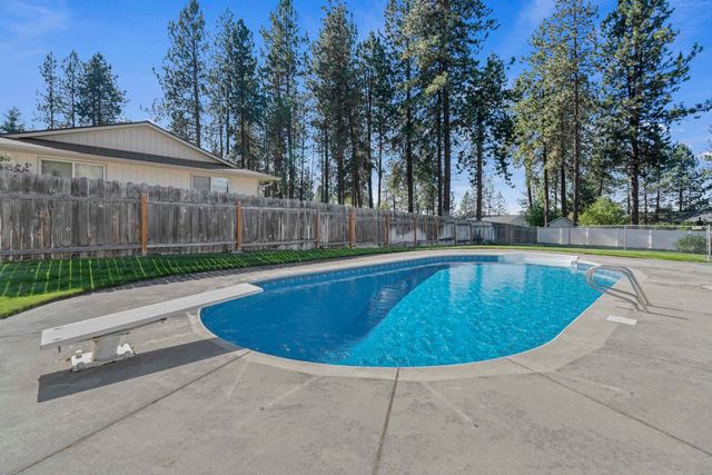 4620 E Handy Rd, Colbert, WA 99005