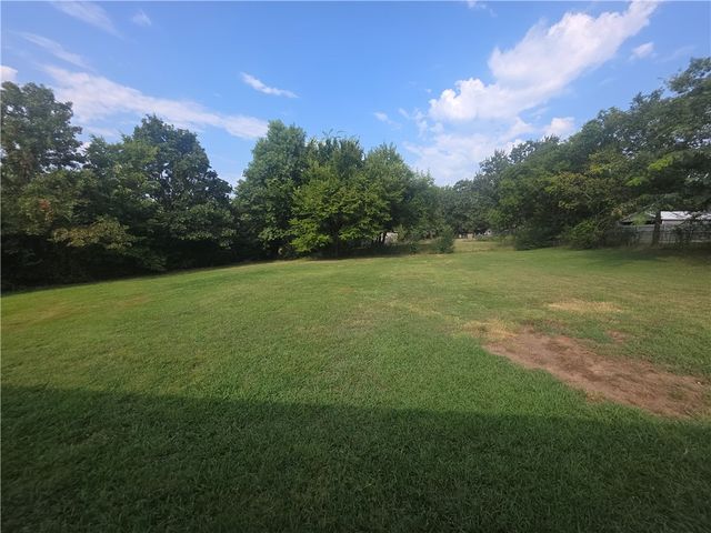 3965 N Gulley Road, Fayetteville, AR 72703