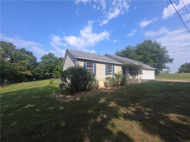 3965 N Gulley Road, Fayetteville, AR 72703