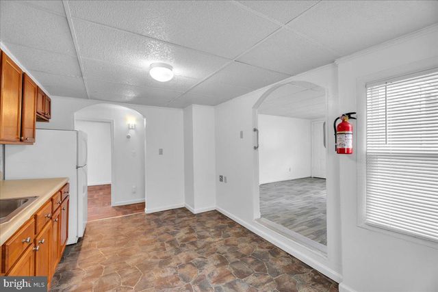 525 E PARK AVE, Vineland, NJ 08360