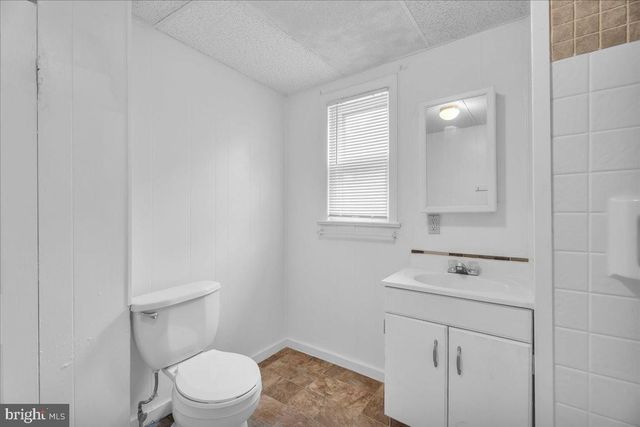 525 E PARK AVE, Vineland, NJ 08360