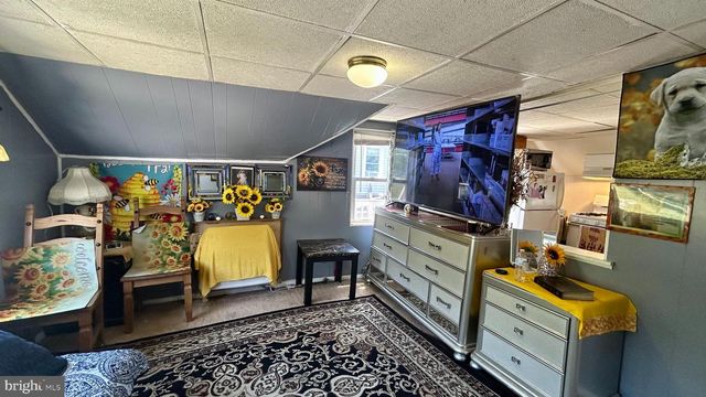 525 E PARK AVE, Vineland, NJ 08360
