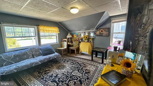 525 E PARK AVE, Vineland, NJ 08360