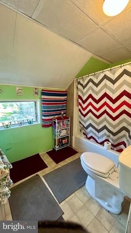 525 E PARK AVE, Vineland, NJ 08360