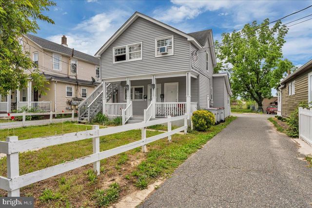 525 E PARK AVE, Vineland, NJ 08360