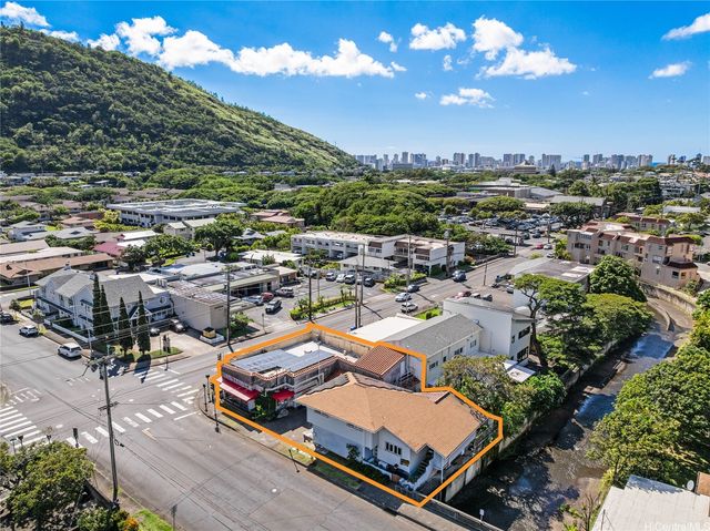 2845 Lowrey Avenue, Honolulu, HI 96822