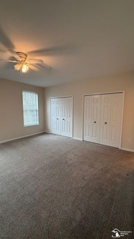 930 W Summerfield Glenn Circle, Ann Arbor, MI 48103