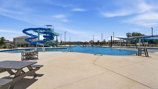 9211 Navarro Vista, Seguin, TX 78155