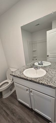 9211 Navarro Vista, Seguin, TX 78155
