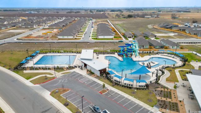 9211 Navarro Vista, Seguin, TX 78155