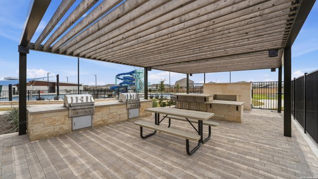 9211 Navarro Vista, Seguin, TX 78155