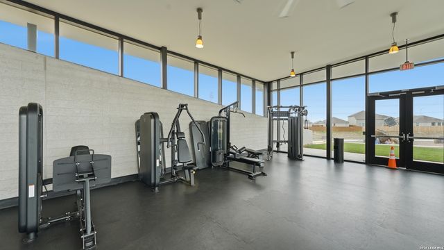 9211 Navarro Vista, Seguin, TX 78155