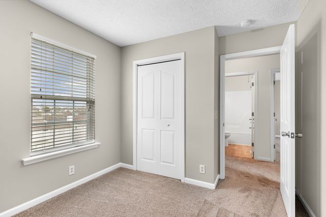 7145 Legacy Dr, Antioch, TN 37013