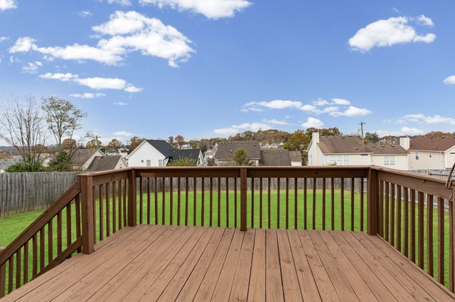 7145 Legacy Dr, Antioch, TN 37013