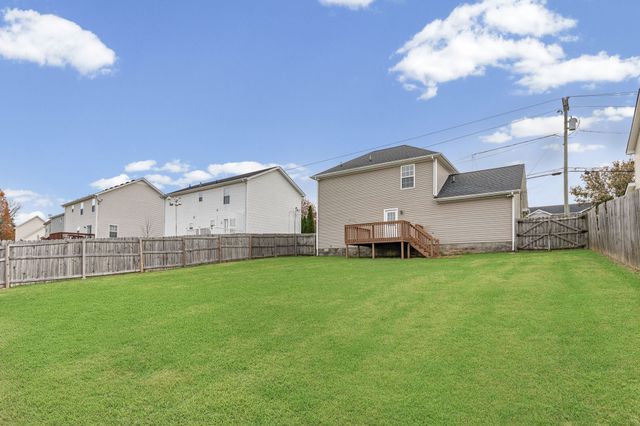 7145 Legacy Dr, Antioch, TN 37013