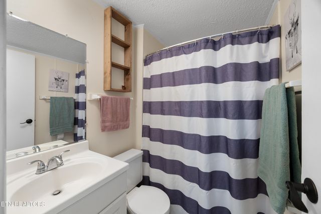 382 2nd Street, Corryton, TN 37721