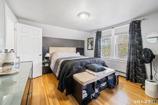 15 Nixon Avenue, Naugatuck, CT 06770