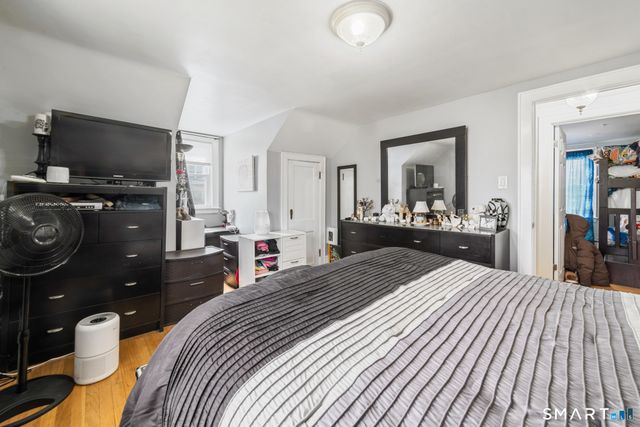 15 Nixon Avenue, Naugatuck, CT 06770