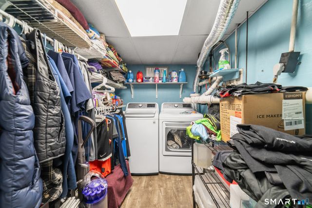 15 Nixon Avenue, Naugatuck, CT 06770